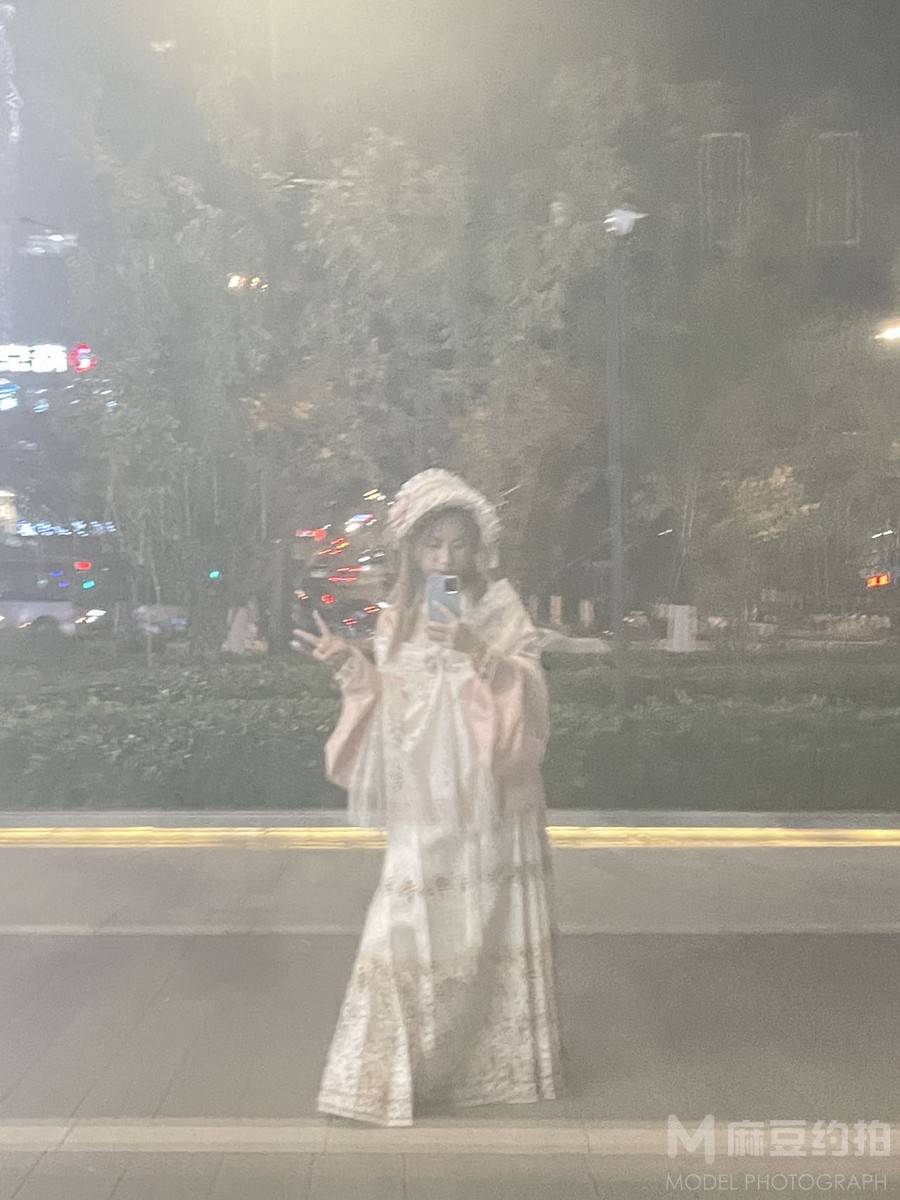 民国模特