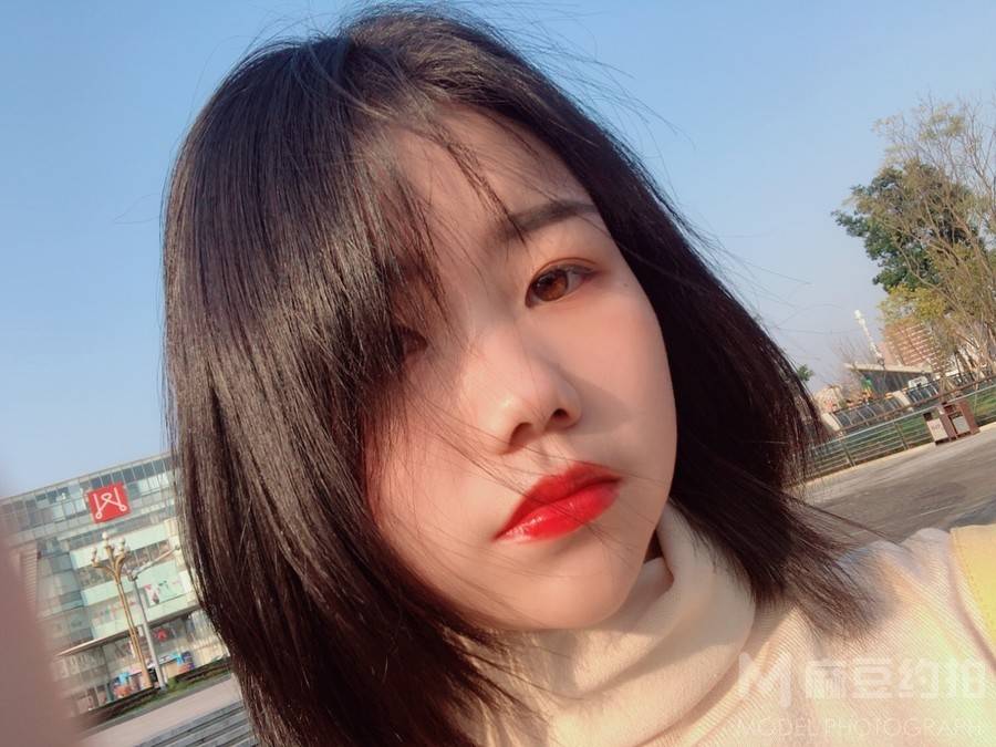 清新模特