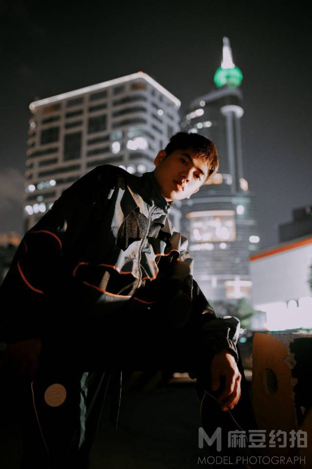 夜景模特