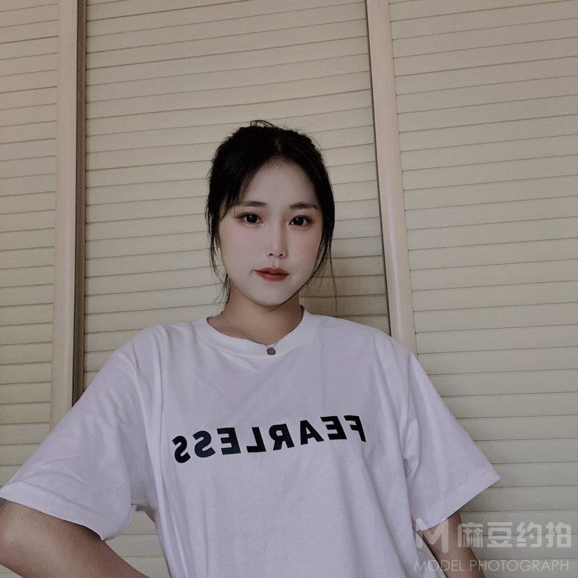 纪实模特