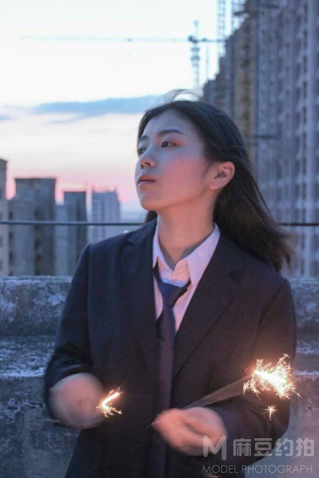 校园模特