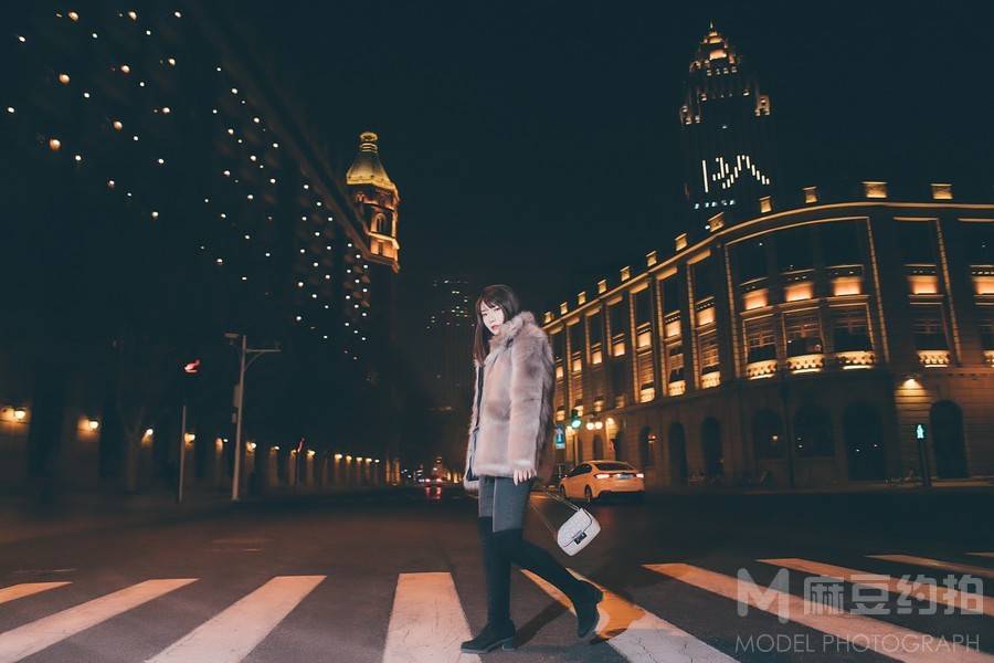 夜景模特