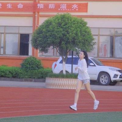 校园模特
