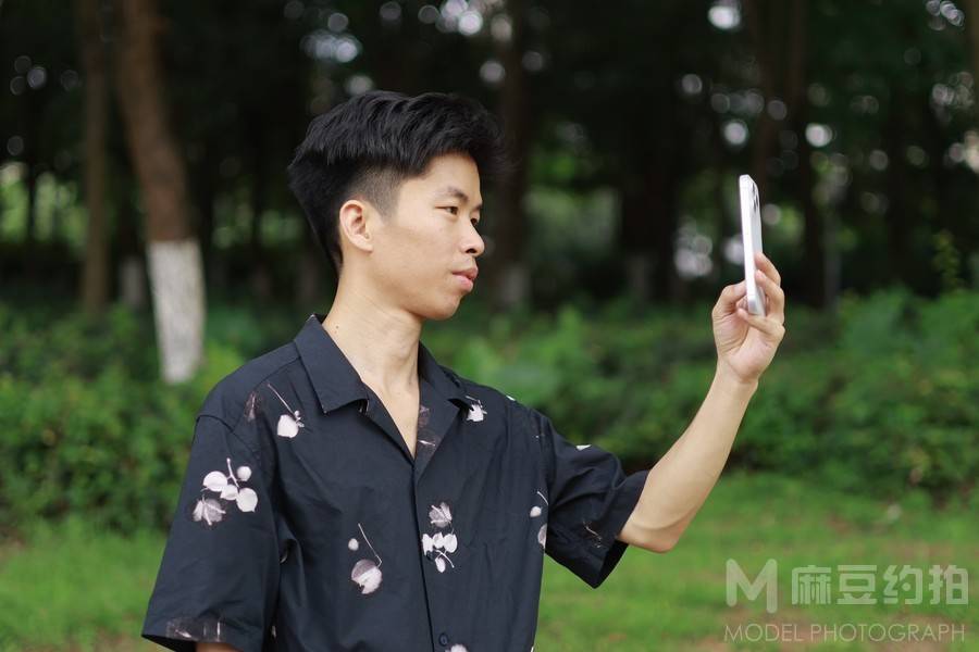 清新模特