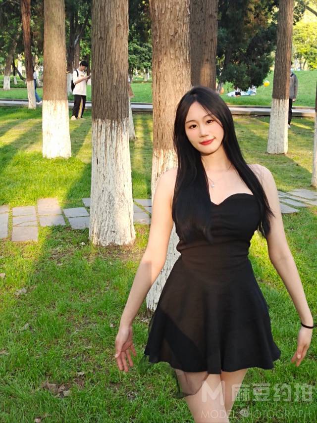 清新模特