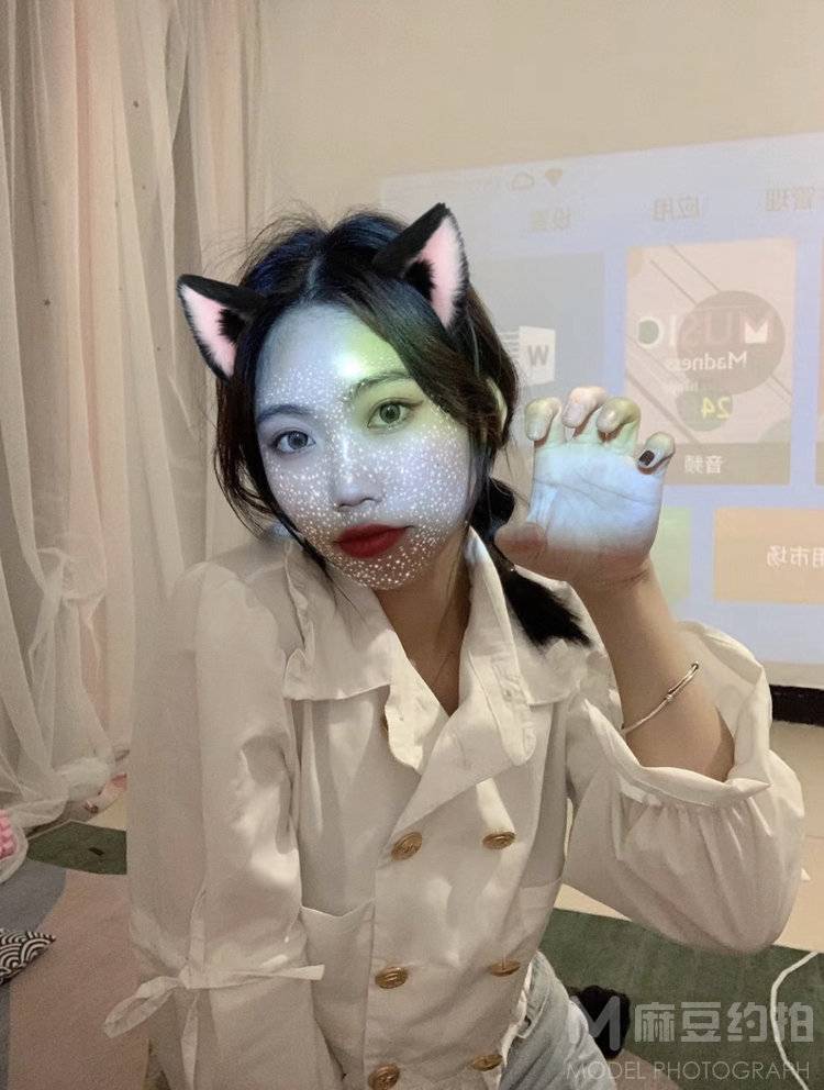 少女模特