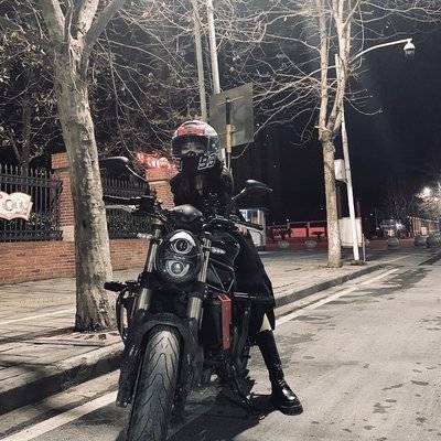 暗黑模特