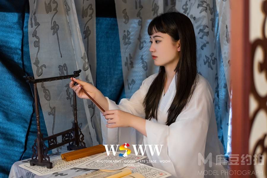 汉服模特