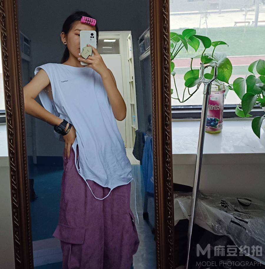 校园模特
