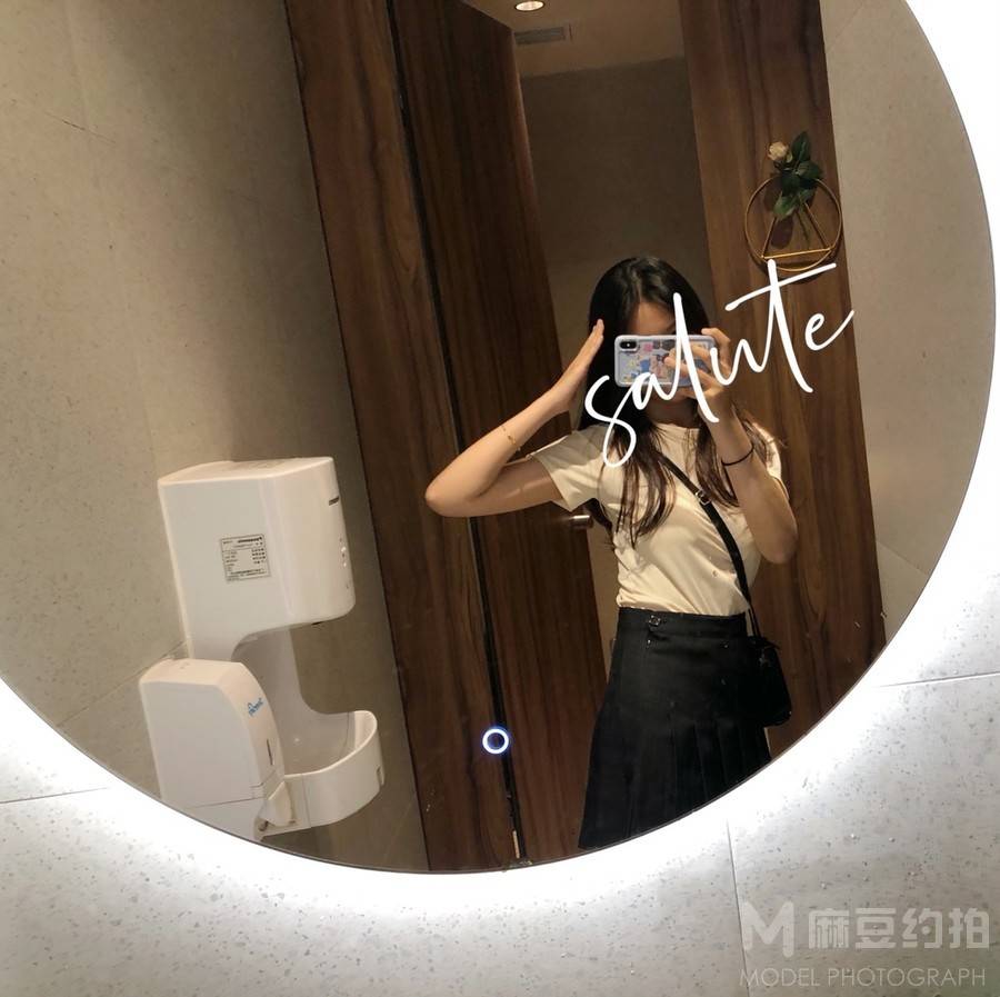 民国模特
