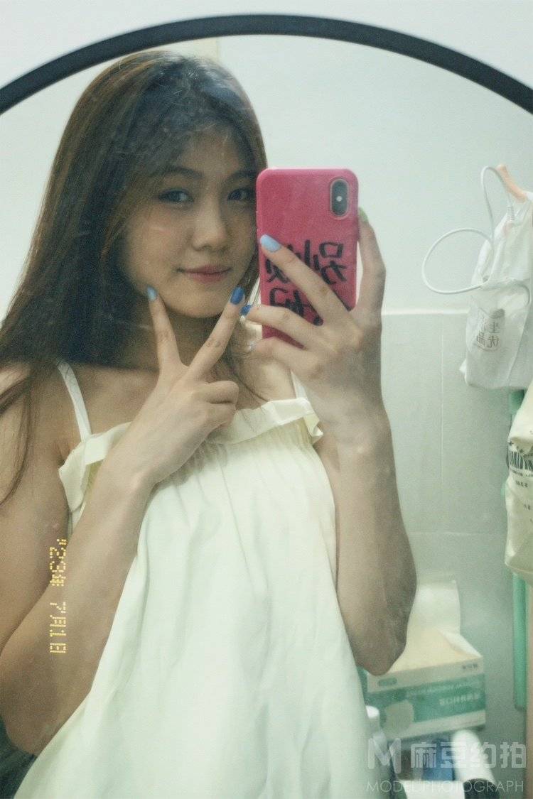 胶片模特