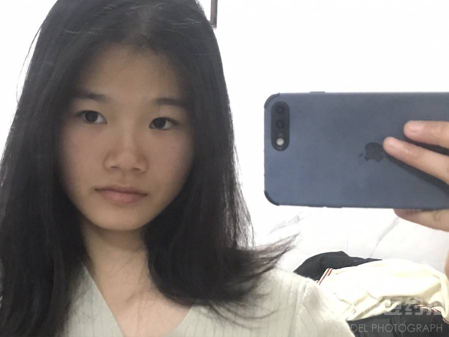 纪实模特