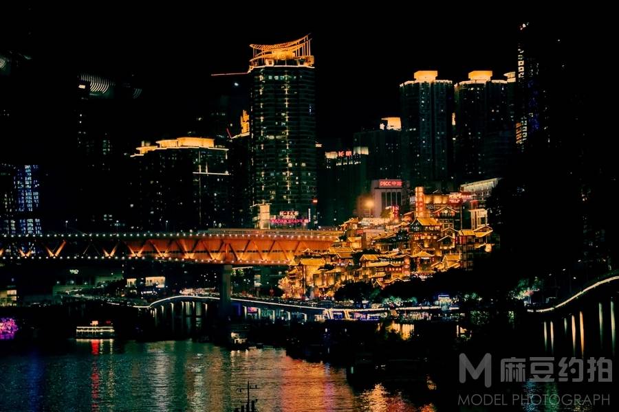 夜景模特
