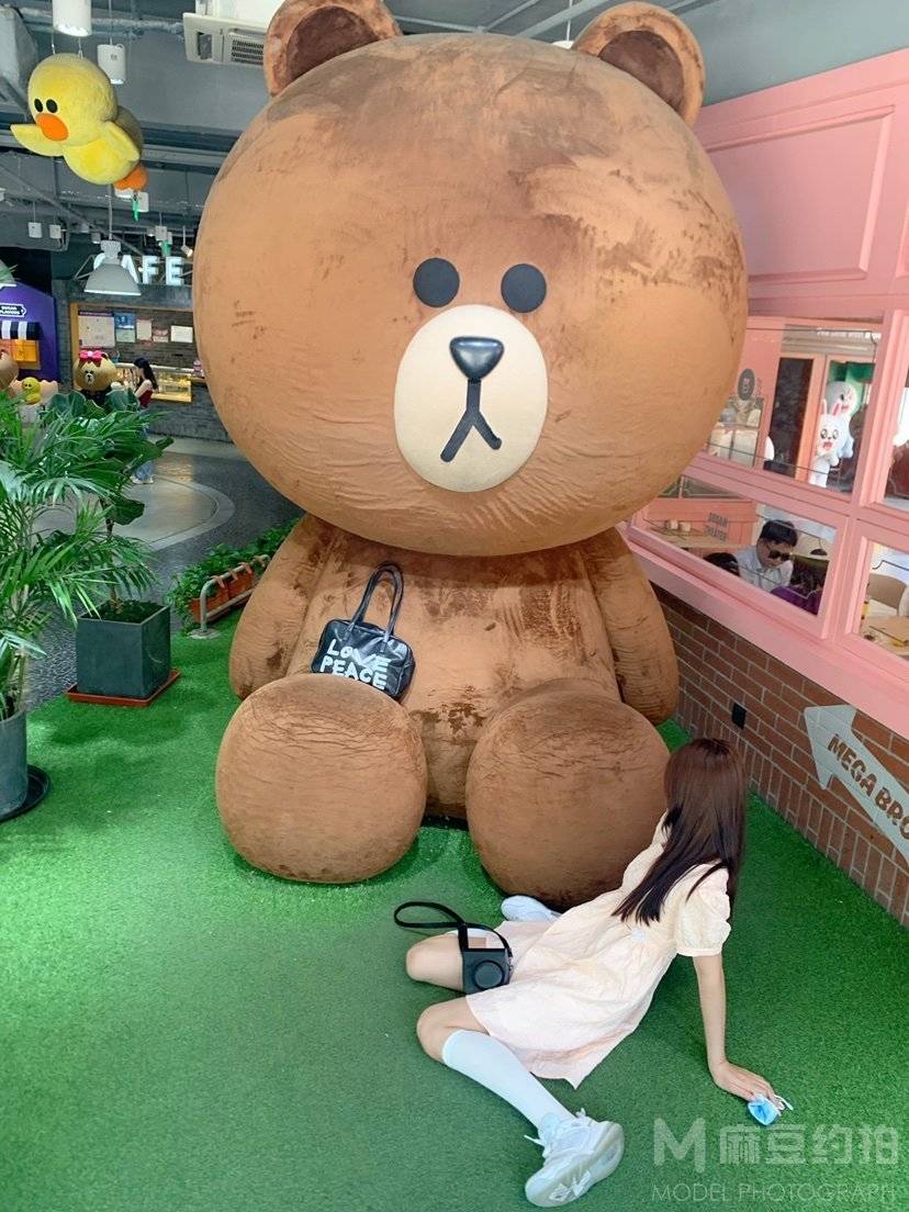 校园模特
