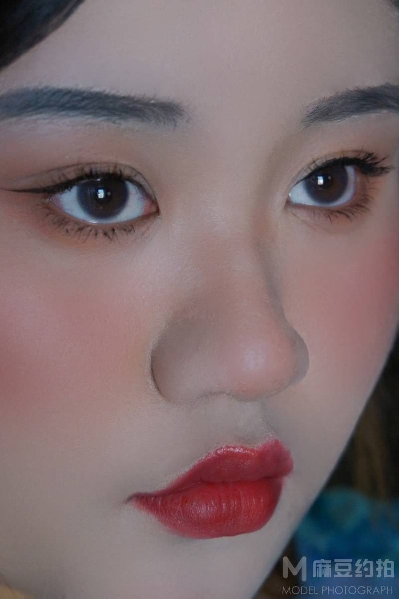 妆容模特