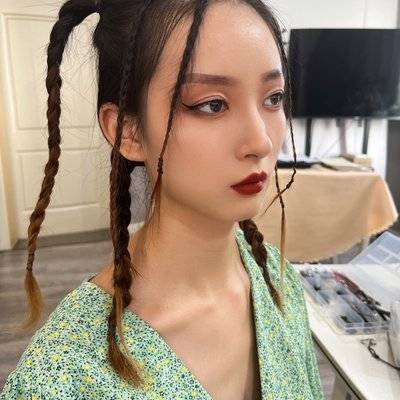 妆容模特