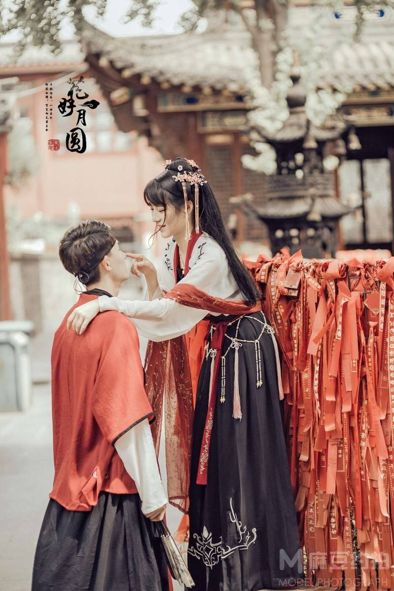 汉服模特