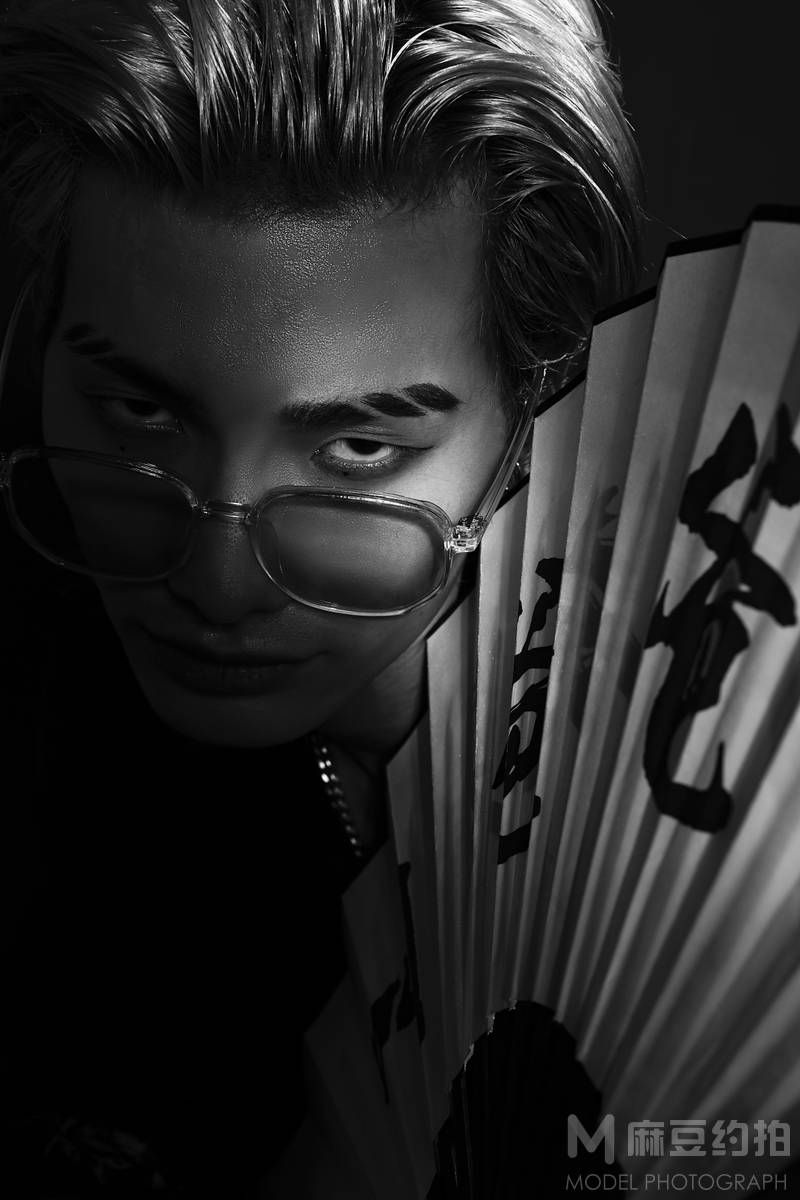 暗黑模特