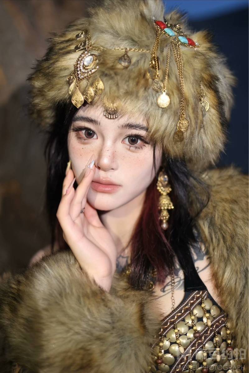 情绪模特
