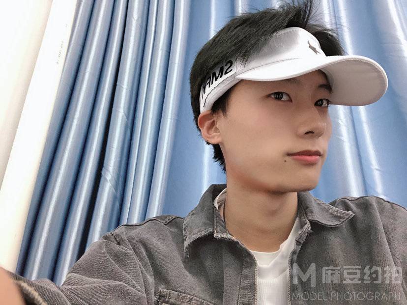 商务模特