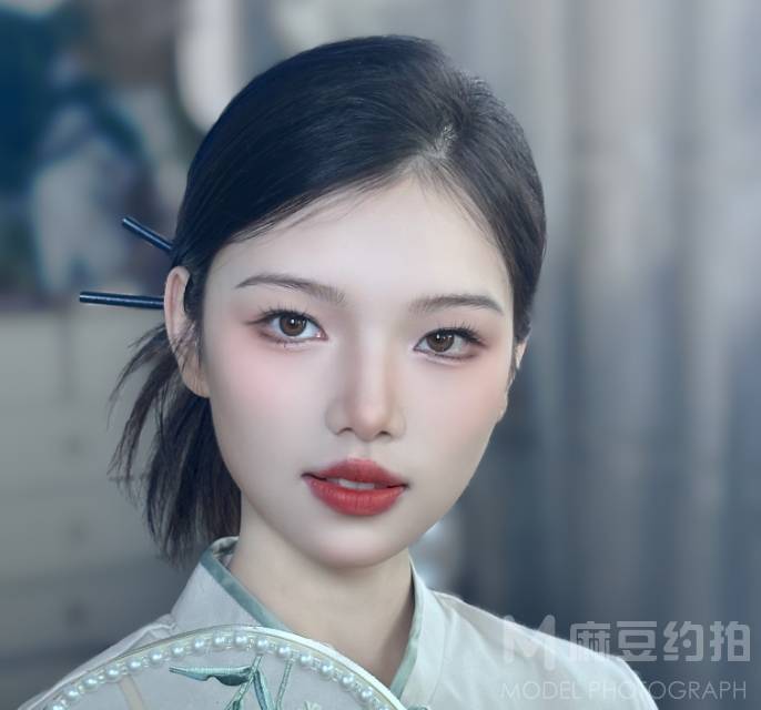 妆容模特