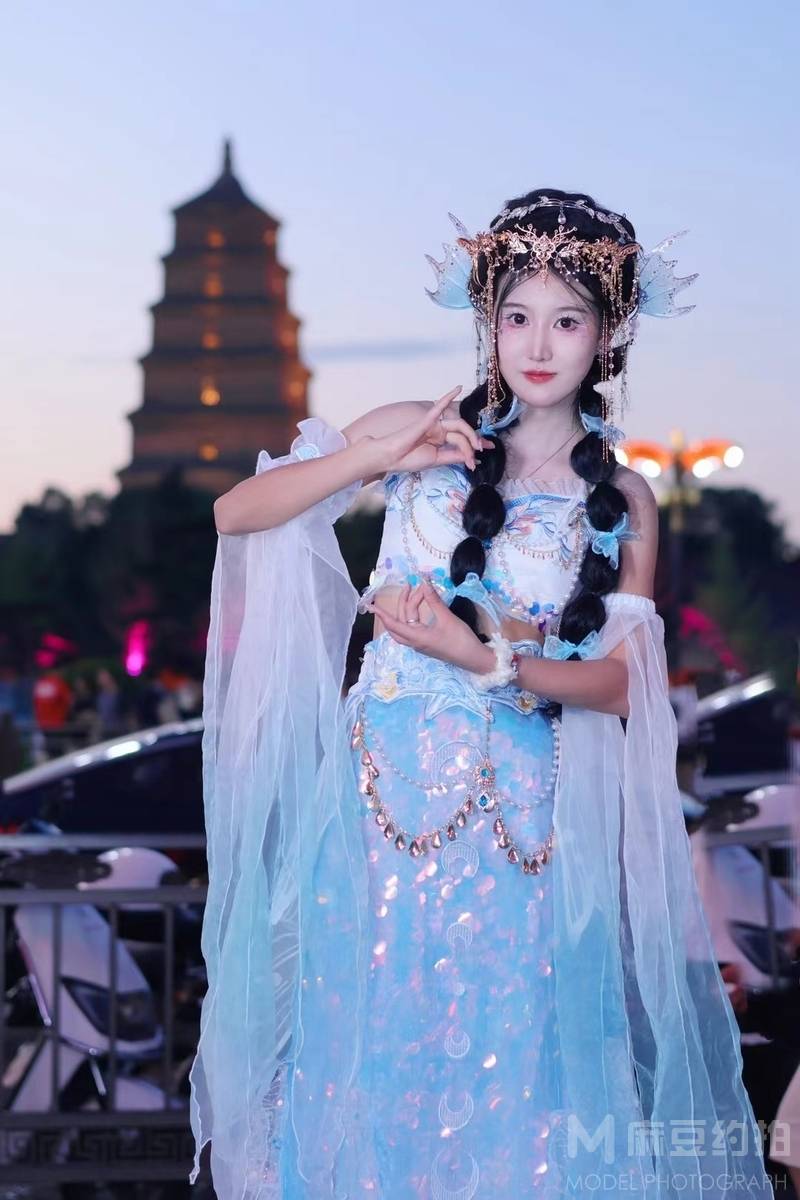 汉服模特