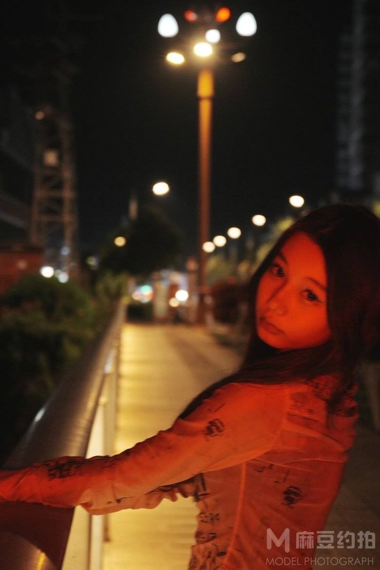 夜景模特