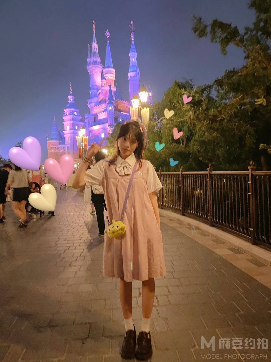 夜景模特