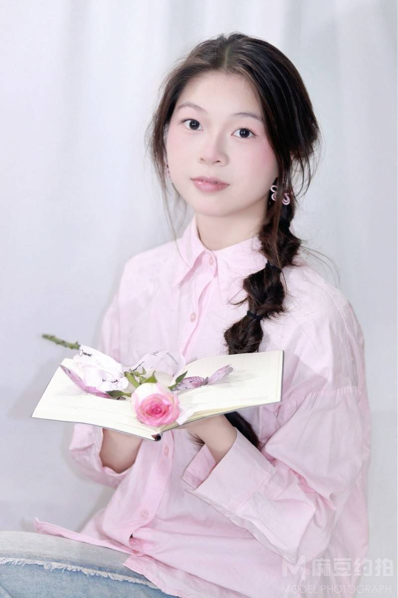 纪实模特