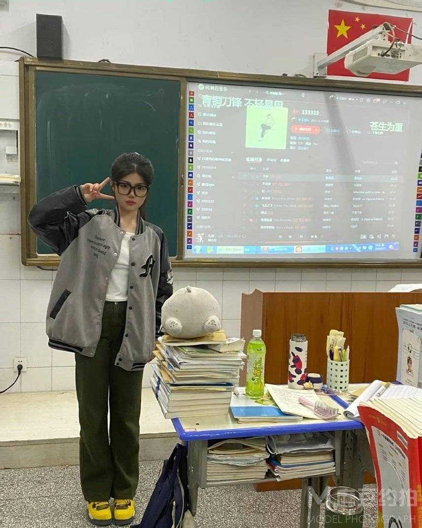 清新模特