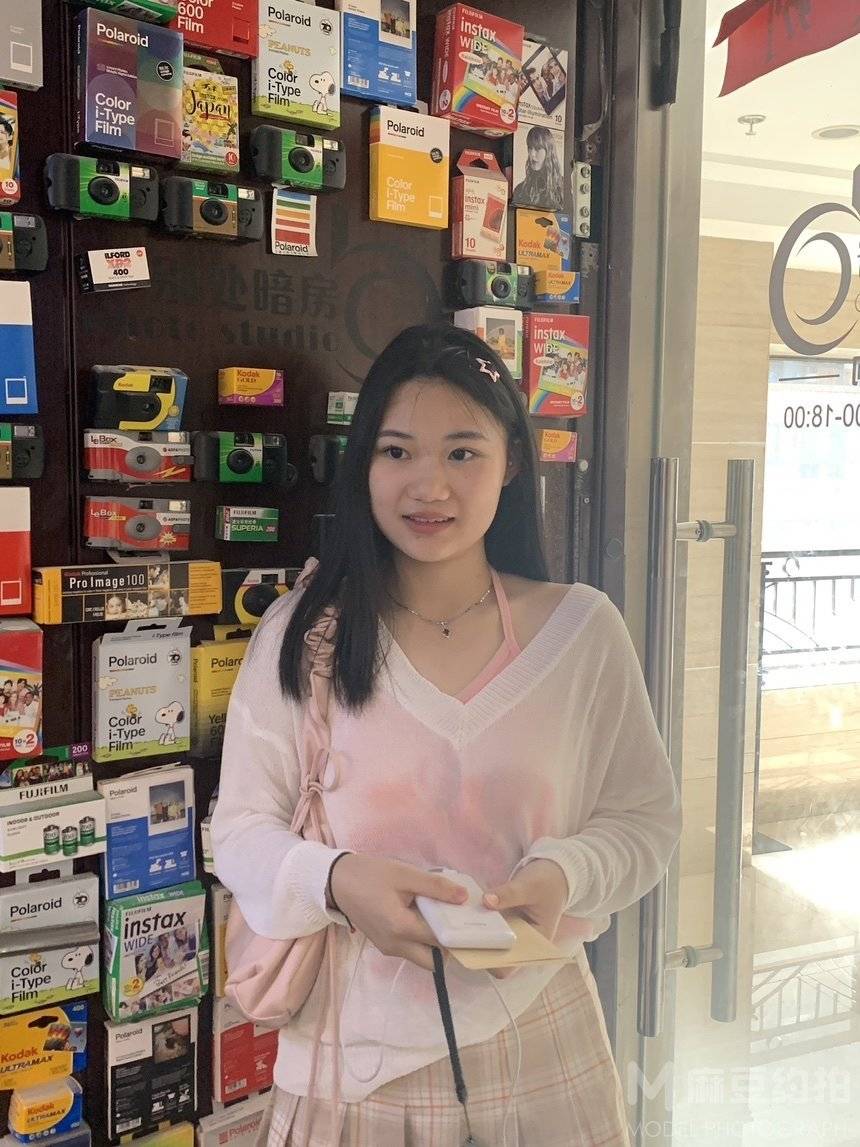 妆容模特