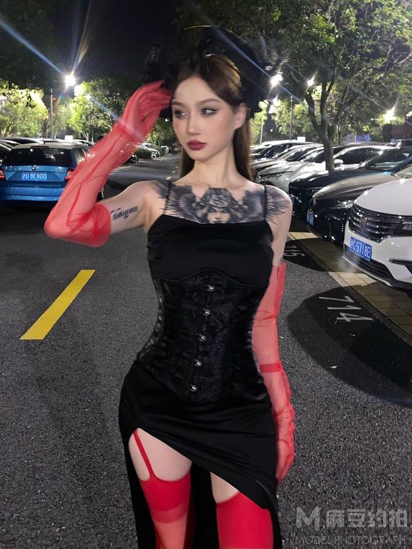 暗黑模特