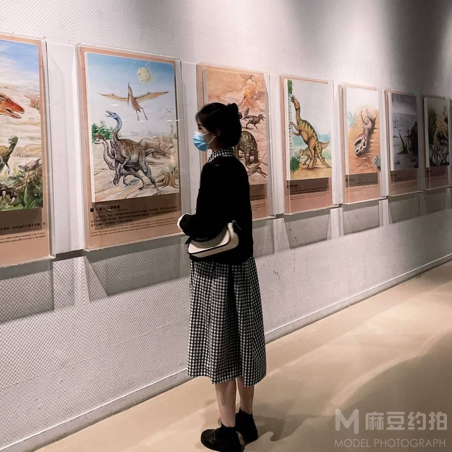 校园模特
