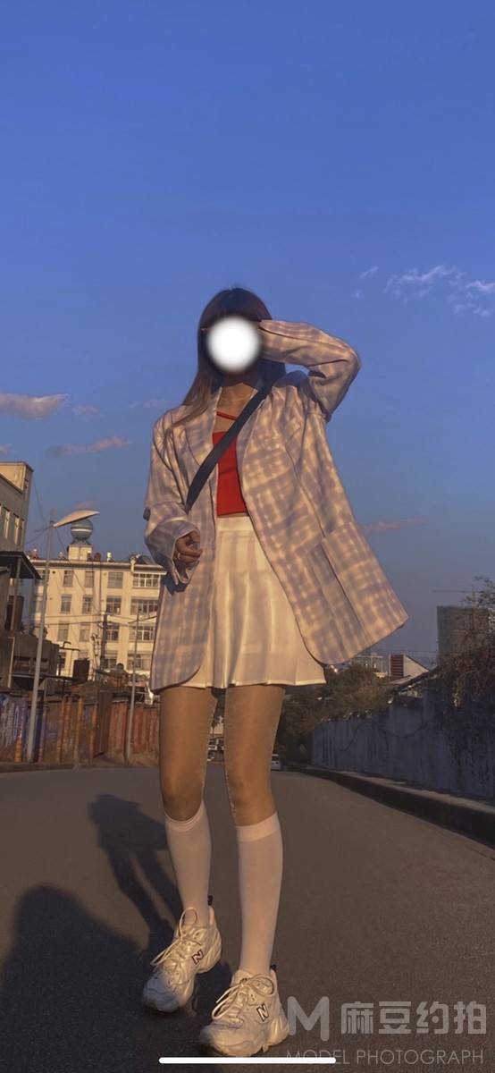 校园模特