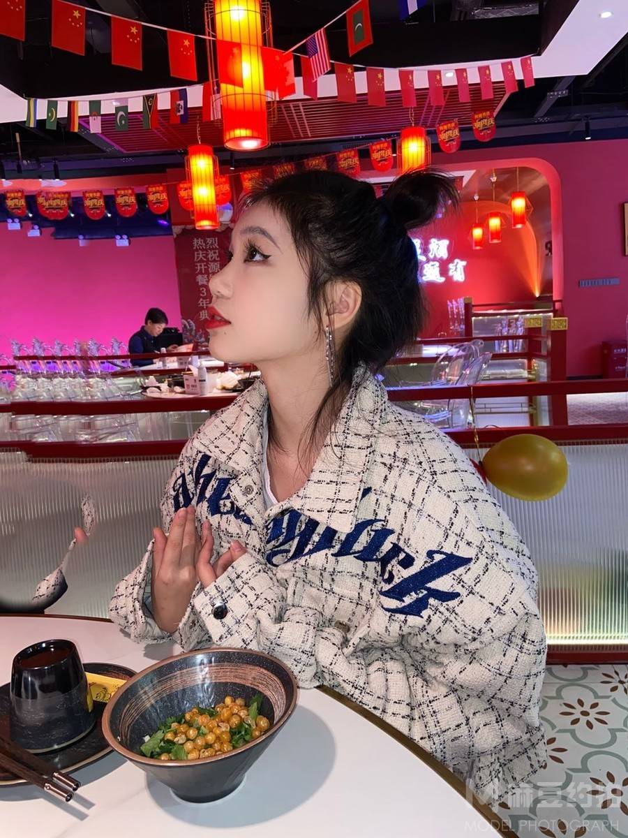 暗黑模特