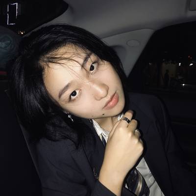 宝丽来模特