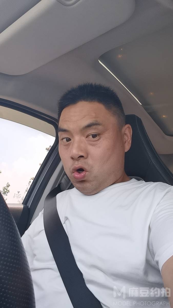 纪实模特