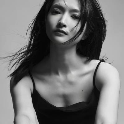 黑白模特