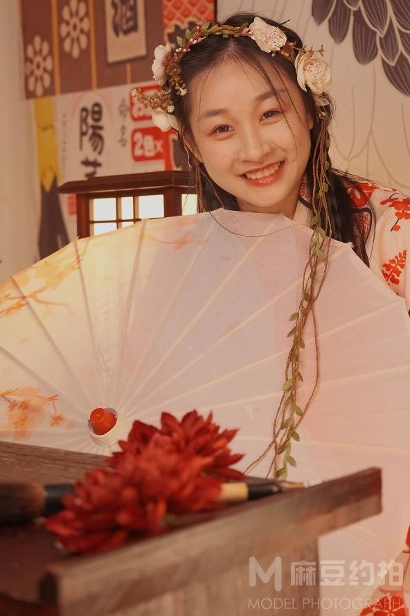 胶片模特