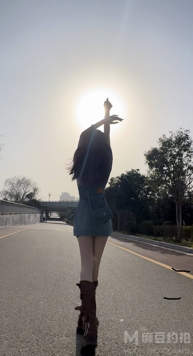 清新模特