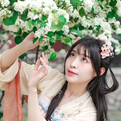 汉服模特