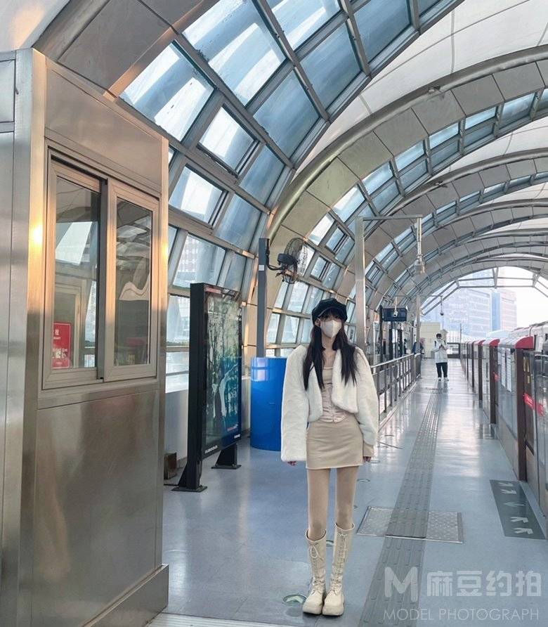校园模特