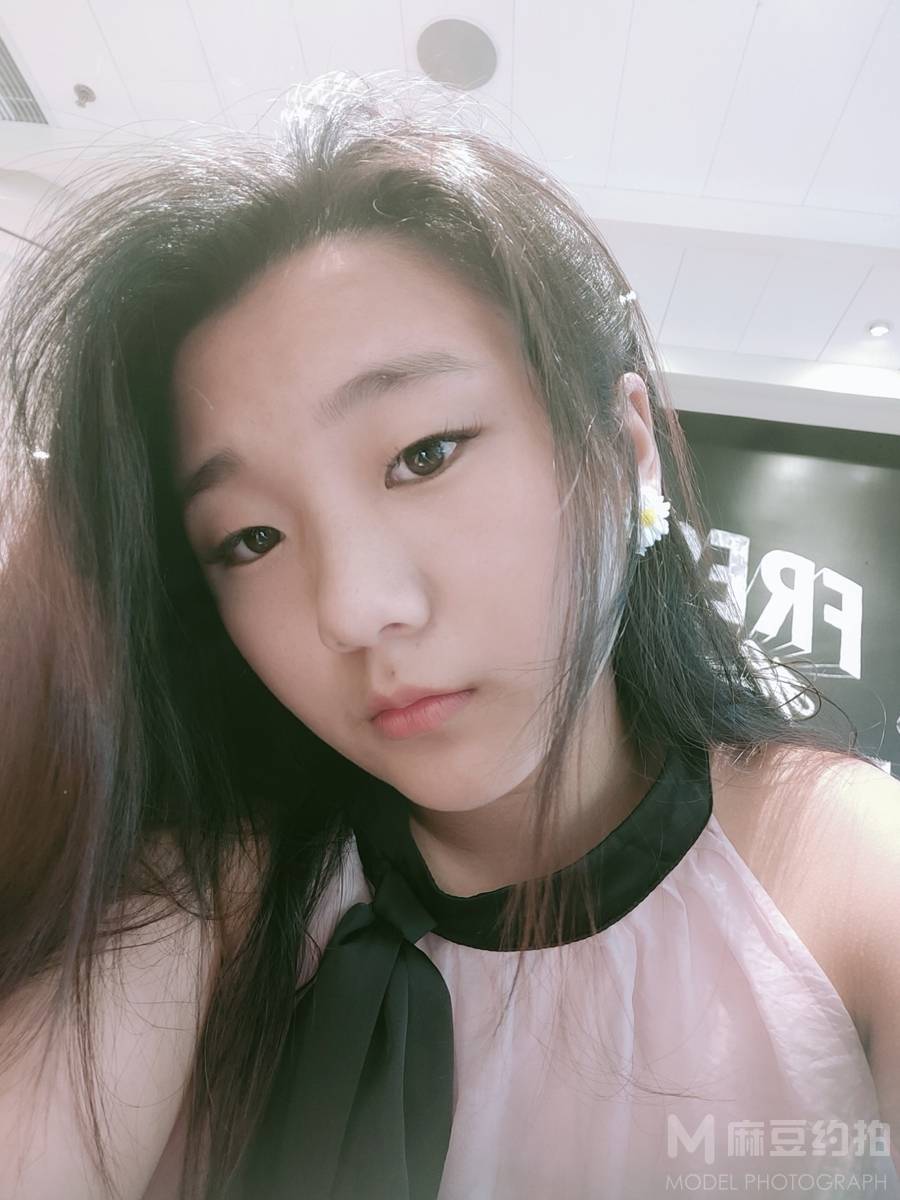 纪实模特