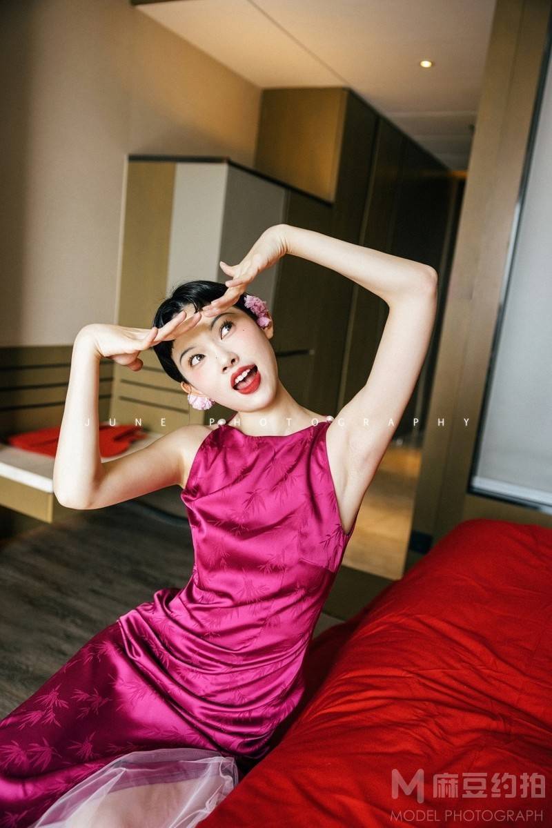妆容模特