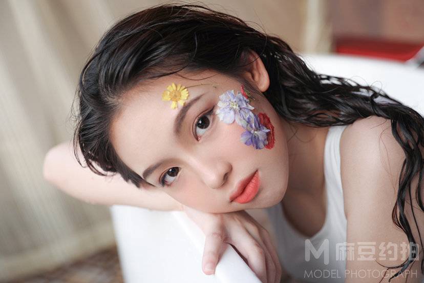 胶片模特