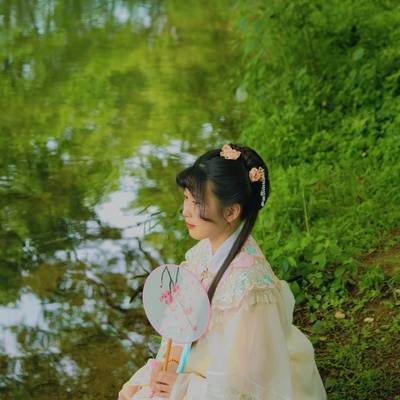 汉服模特