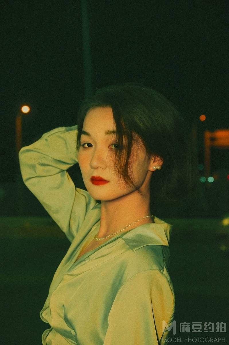 夜景模特