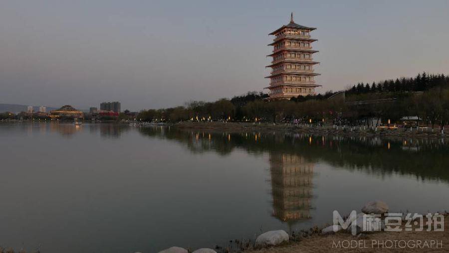 纪实模特