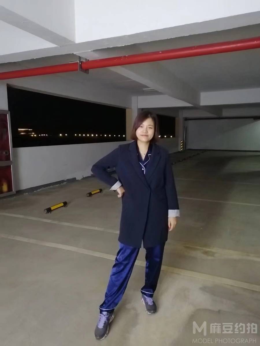 商务模特