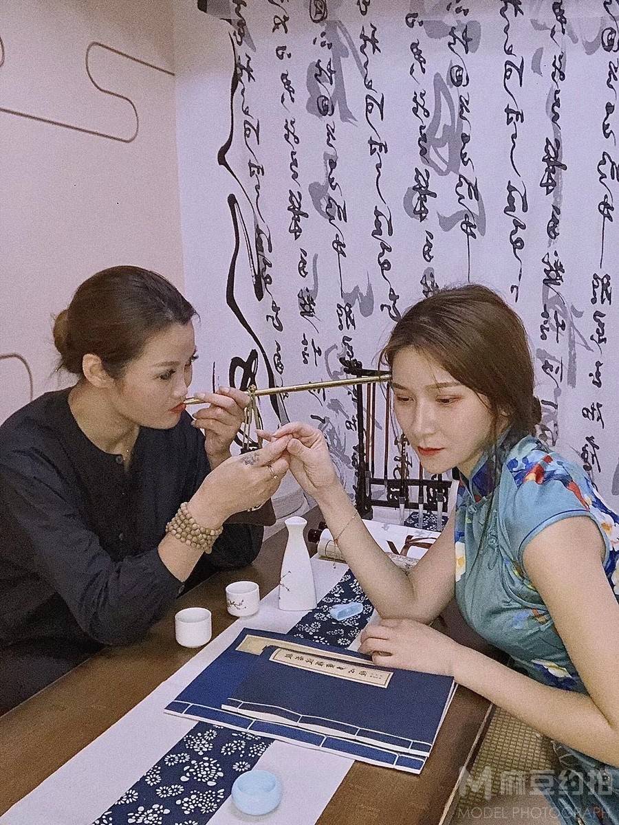 夜景模特